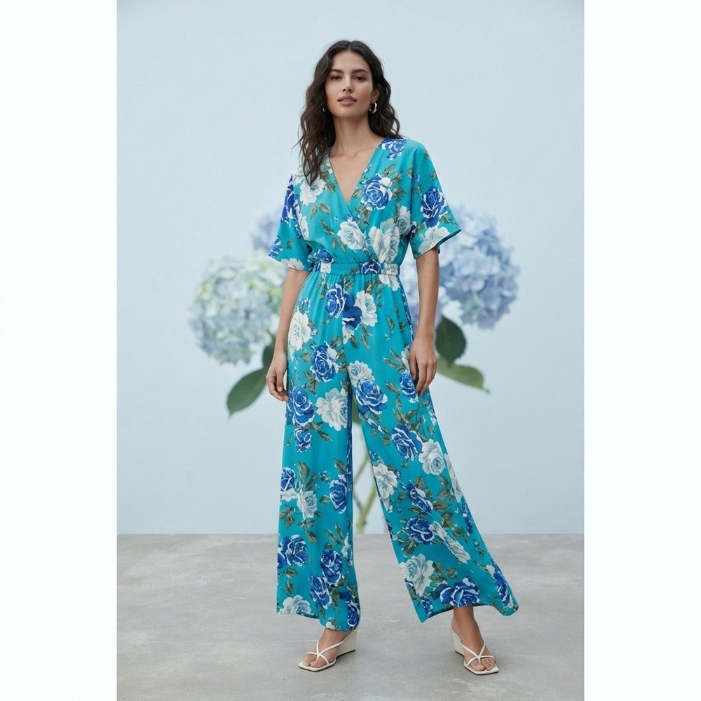 Zara Blue Floral Wide Leg Jumpsuit V-Neck Short Sleeve Small